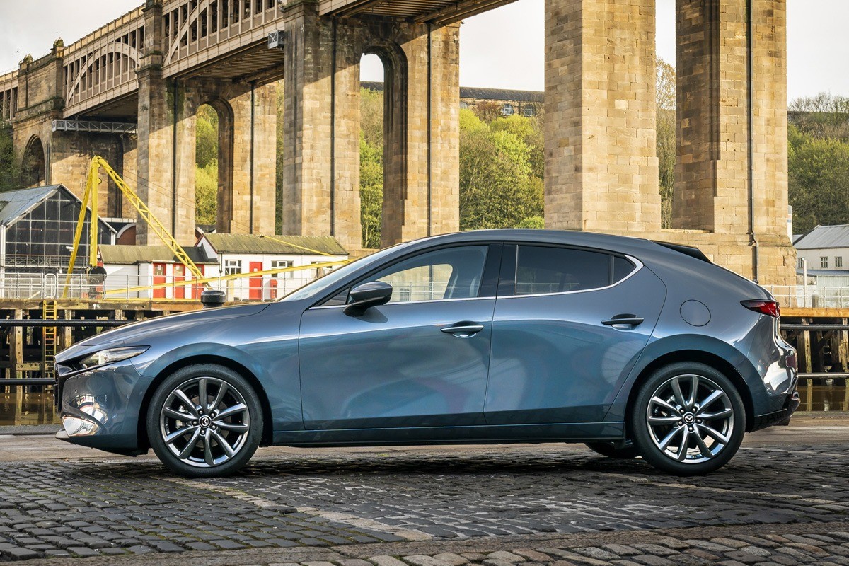 Mazda 3 2019 (3) (1)